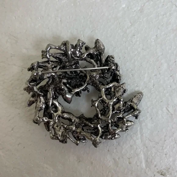Vintage Black and Silver Ornate Rhinestone Brooch - Picture 2 of 4